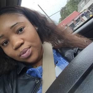 Meet your Posher, Janelle